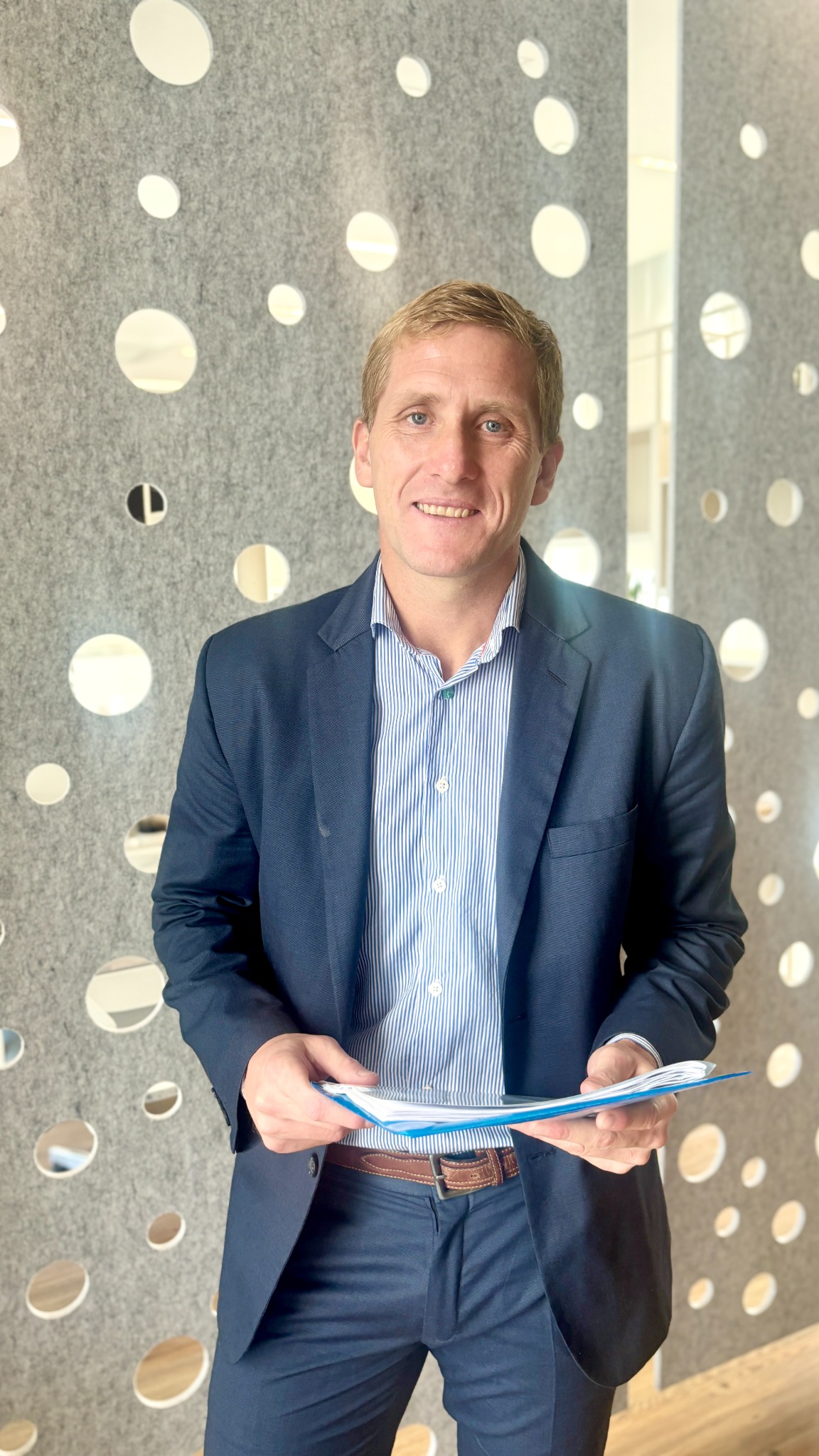 Daniel Rojas, Estudio Cromo